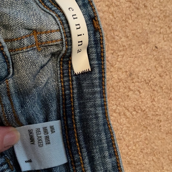 Eunina jeans size1 distressed - Picture 2 of 3